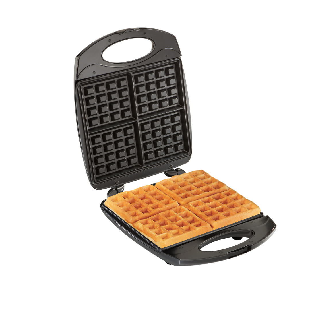 HAMILTON BEACH    4 SERVING  WAFFLE MAKER NON STICK